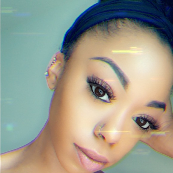 Meet your Posher, Aliyah - Picture 4 of 4